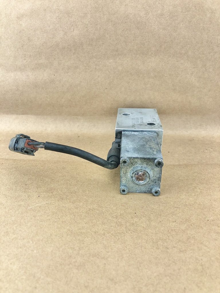 Genuine – Cummins – Holset Air Control Valve – Used – #3597619 | EKG DIESEL