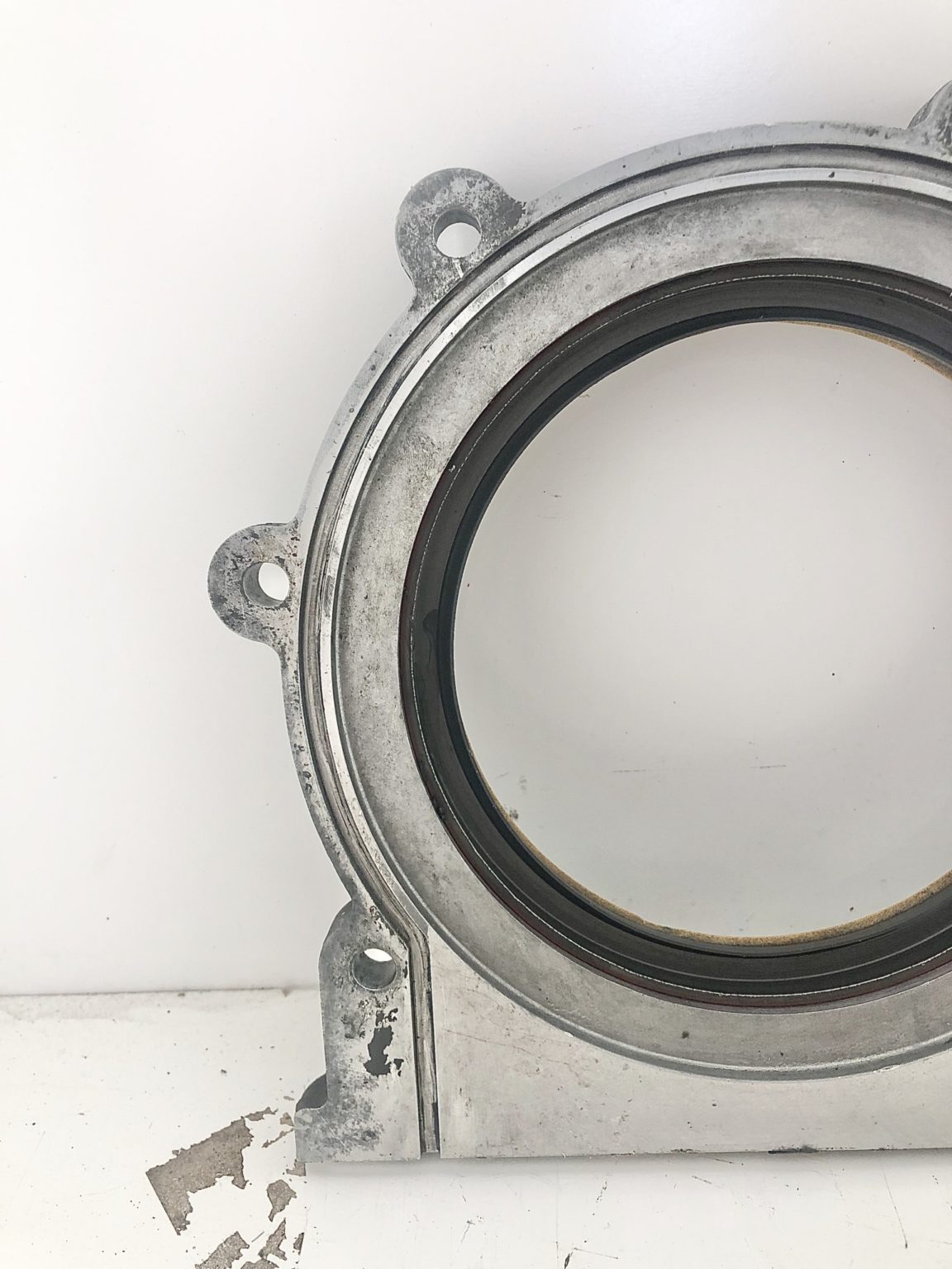 Genuine International DT466E Rear main Seal housing Used 1815699C2