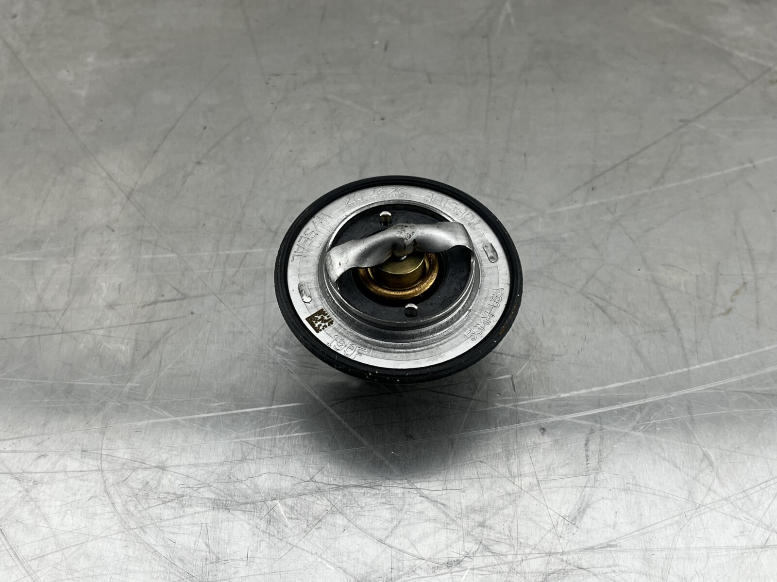 190°F Thermostat W/ O-Ring 5292712 For 08-14 Dodge Cummins 6.7L ISB 4929644