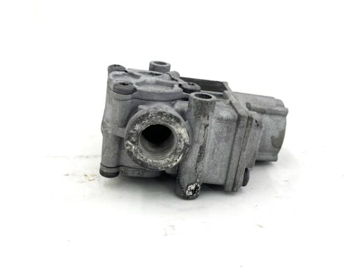 Bendix Z013356R ABS Brake Valve - Image 12