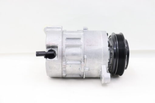 Genuine GM Air Conditioning Compressor 84179243 - Image 9