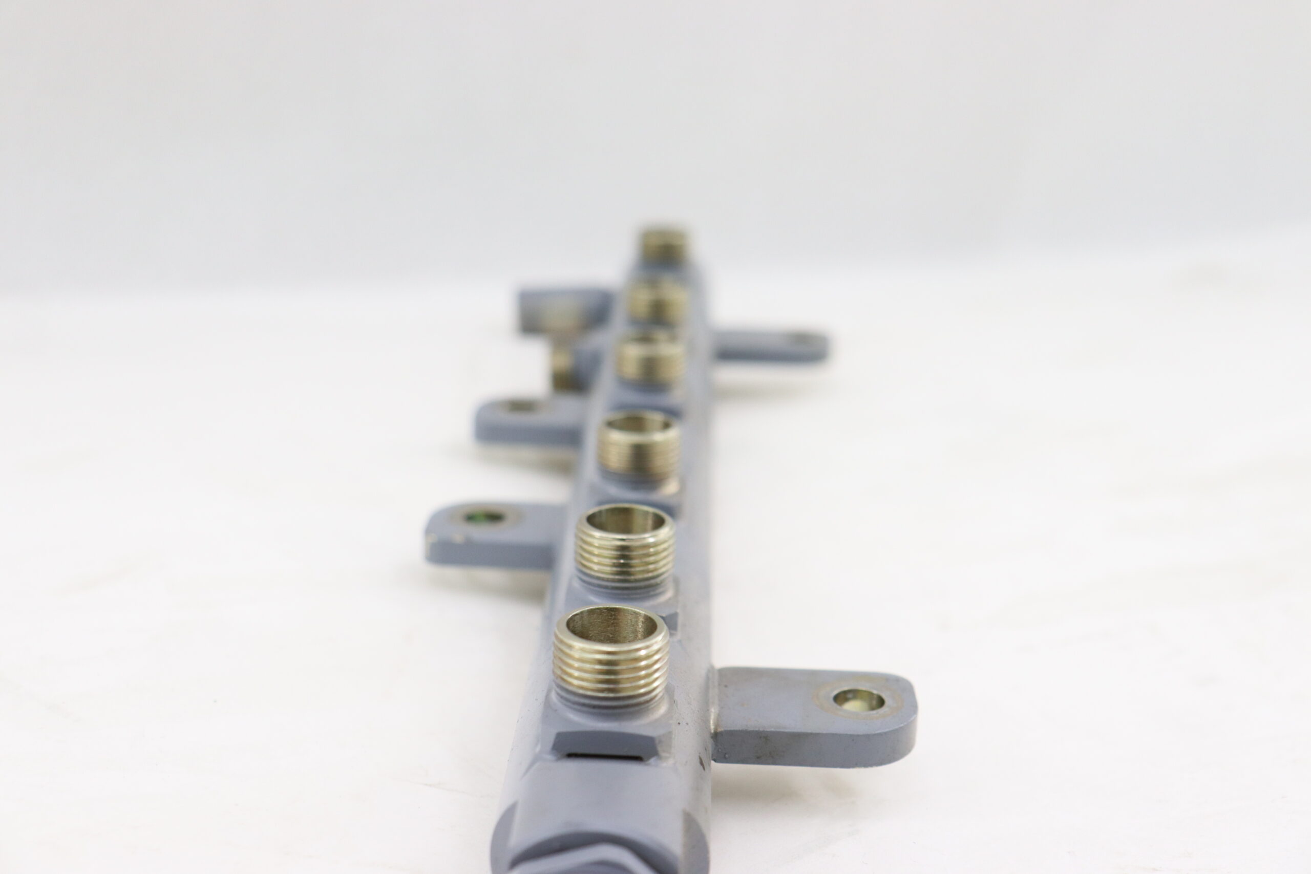 Cummins Fuel manifold 4937282 - Image 3