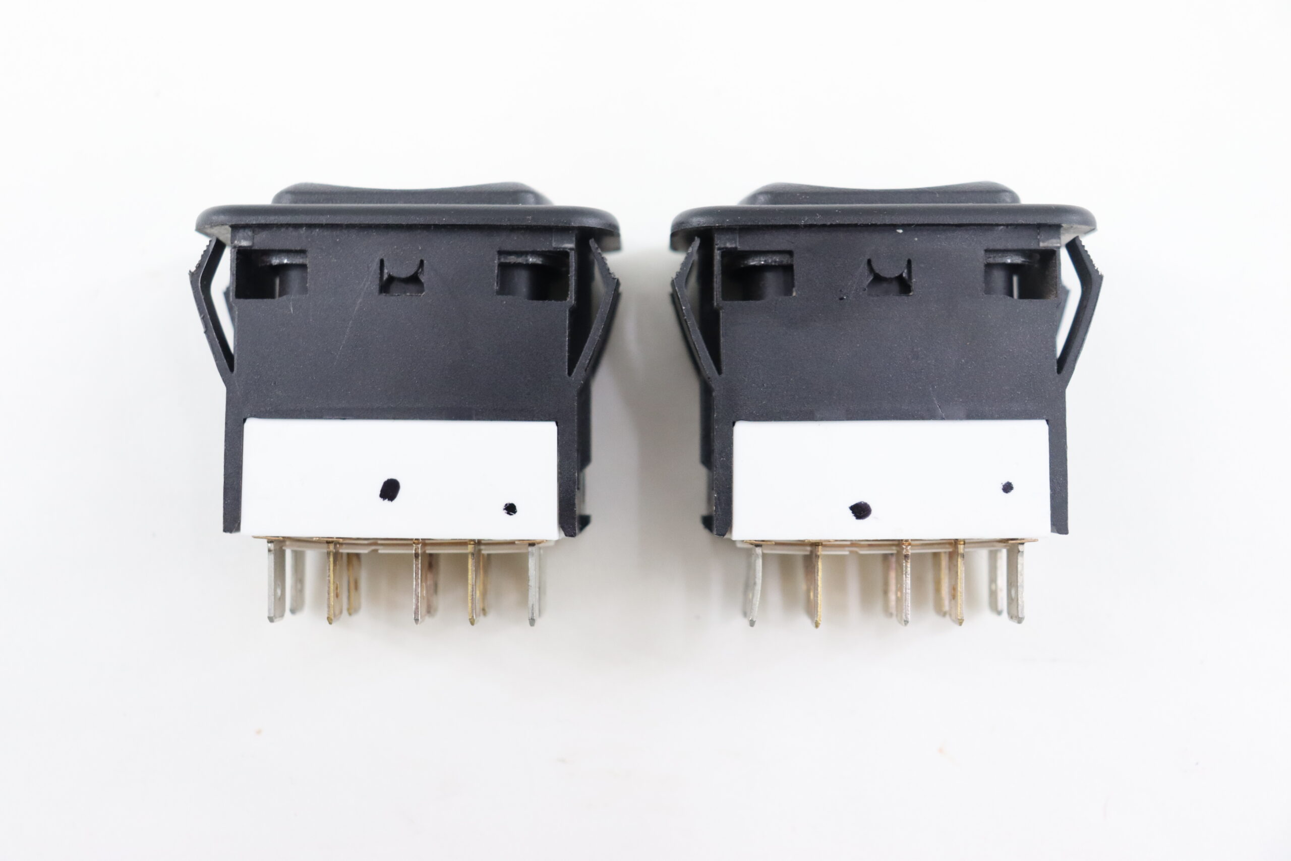 Freightliner Window Switches A06-30769-027 - Image 5