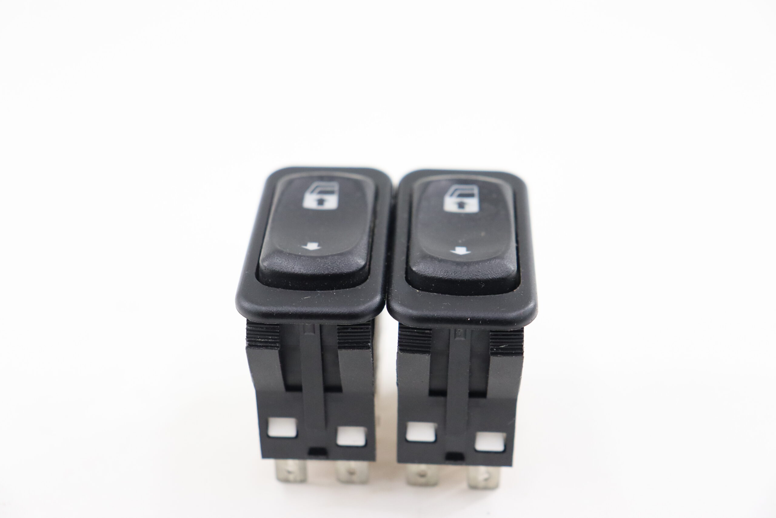 Freightliner Window Switches A06-30769-027 - Image 2